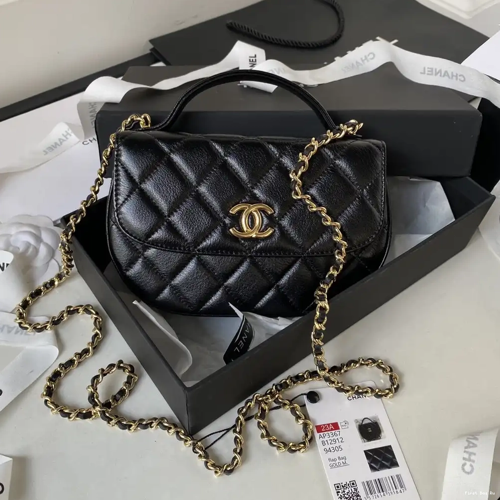 First Bag Ru WITH CHANEL CHANELUTCH CHAIN 0618